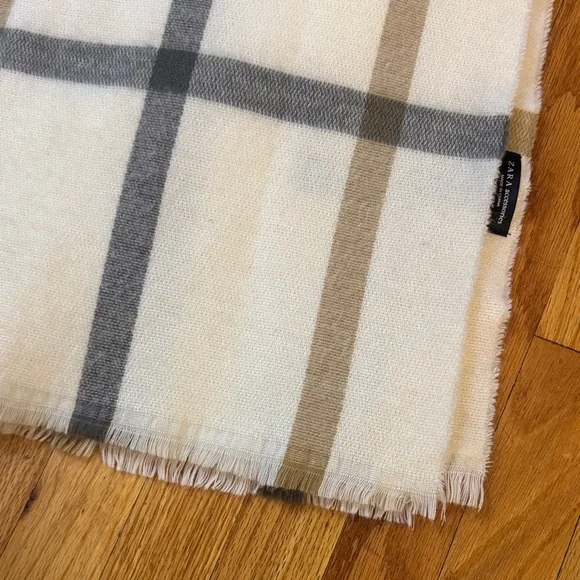Zara Plaid Cream and Tan Scarf - Picture 3 of 4